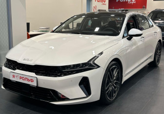Новый Kia K5 2024 (2 фото)