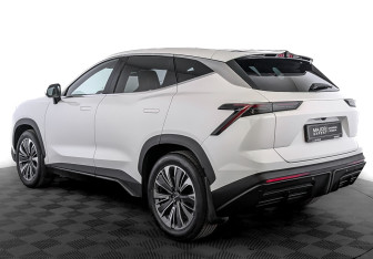 Подержанный автомобиль Jetour Dashing 2023 года (7 фото)