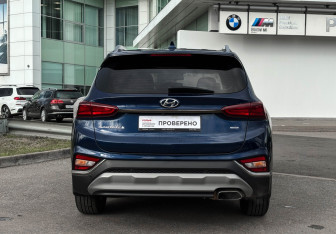 Подержанный автомобиль Hyundai Santa Fe 2020 года (6 фото)