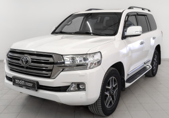 Подержанный автомобиль Toyota Land Cruiser Suv 2016 года (1 фото)