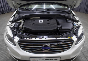 Подержанный автомобиль Volvo XC60 2013 года (9 фото)