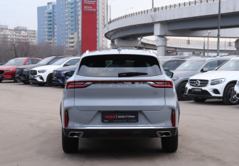 Подержанный автомобиль Exeed TXL 2023 года (6 фото)