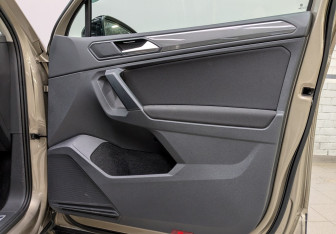 Подержанный автомобиль Volkswagen Tiguan 2019 года (25 фото)