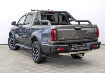 Подержанный автомобиль JAC T9 2024 года (7 фото)