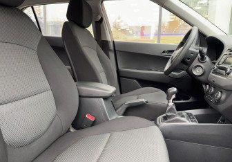 Подержанный автомобиль Hyundai Creta 2018 года (10 фото)