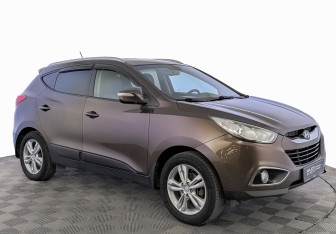 Подержанный автомобиль Hyundai ix35 2012 года (3 фото)