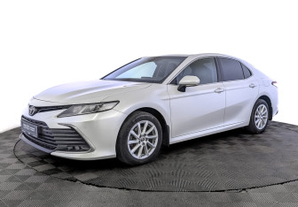 Подержанный автомобиль Toyota Camry Sedan 2021 года (1 фото)