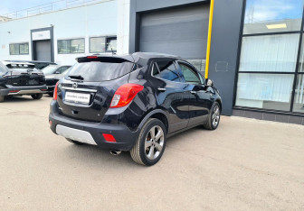 Подержанный автомобиль Opel Mokka 2013 года (5 фото)