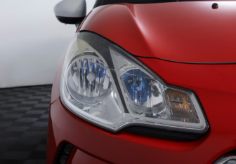 Подержанный автомобиль Citroen DS3 Hatchback 2010 года (21 фото)