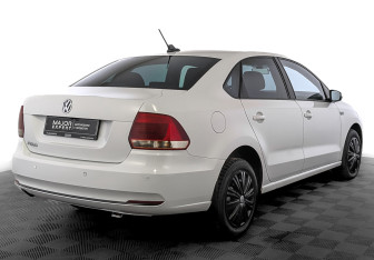 Подержанный автомобиль Volkswagen Polo Sedan 2019 года (5 фото)