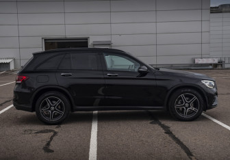 Подержанный автомобиль Mercedes-Benz GLC Coupe 2021 года (4 фото)