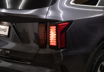 Подержанный автомобиль Kia Sorento 2021 года (24 фото)