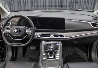 Подержанный автомобиль Evolute i-SPACE 2024 года (15 фото)