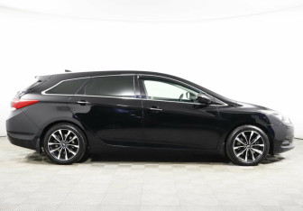 Подержанный автомобиль Hyundai i40 Wagon 2016 года (4 фото)