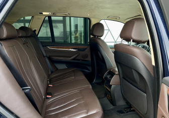 Подержанный автомобиль BMW X5 2017 года (25 фото)