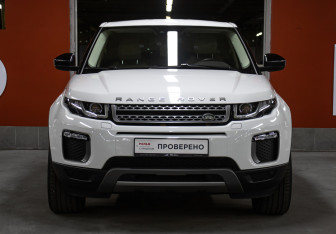 Подержанный автомобиль Land Rover Range Rover Evoque 2017 года (2 фото)