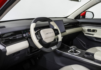 Подержанный автомобиль Jetour Dashing 2024 года (10 фото)