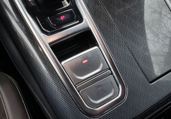 Подержанный автомобиль Wey 05 2023 года (16 фото)