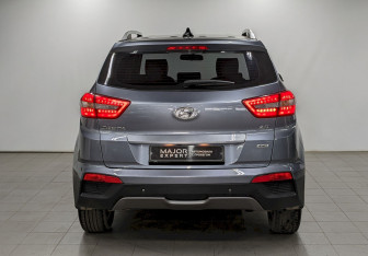 Подержанный автомобиль Hyundai Creta 2016 года (6 фото)