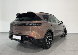 Новый Voyah Free 2025 (2 фото)