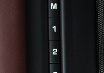 Подержанный автомобиль Land Rover Range Rover Evoque 2019 года (18 фото)