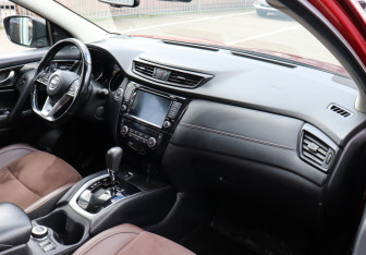 Подержанный автомобиль Nissan Qashqai 2020 года (8 фото)