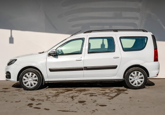 Подержанный автомобиль LADA (ВАЗ) Largus Wagon 2021 года (8 фото)