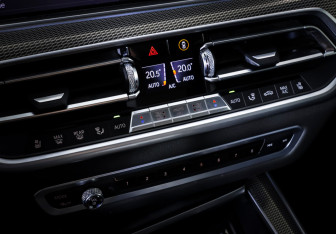 Подержанный автомобиль BMW X5 2019 года (20 фото)