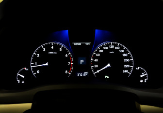 Подержанный автомобиль Lexus RX 2014 года (13 фото)