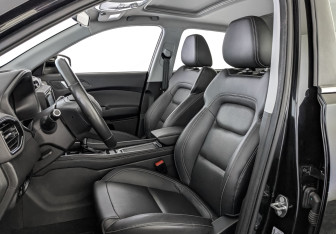 Подержанный автомобиль Chery Tiggo 4 2023 года (20 фото)