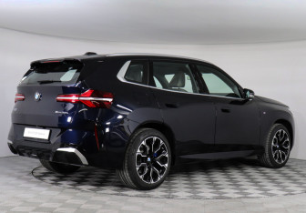 Новый BMW X3 2025 (2 фото)