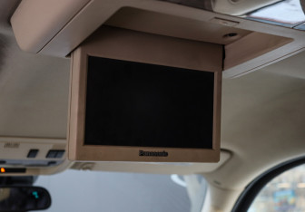 Подержанный автомобиль Cadillac Escalade Suv 2007 года (10 фото)