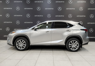 Подержанный автомобиль Lexus NX 2014 года (8 фото)