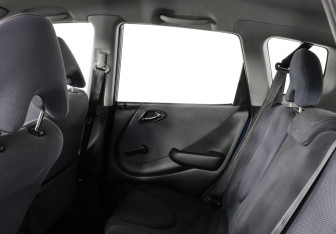 Подержанный автомобиль Honda Jazz 2007 года (8 фото)