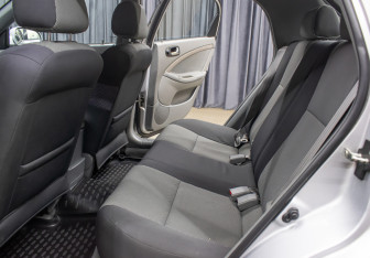 Подержанный автомобиль Chevrolet Lacetti Wagon 2009 года (10 фото)