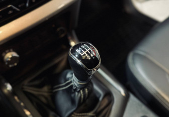 Подержанный автомобиль DongFeng DF6 2022 года (16 фото)