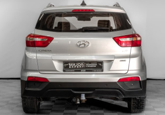 Подержанный автомобиль Hyundai Creta 2019 года (6 фото)