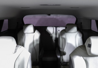 Подержанный автомобиль Kia Carnival 2020 года (13 фото)