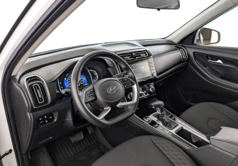 Подержанный автомобиль Hyundai Creta 2021 года (15 фото)