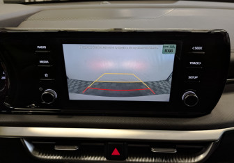 Подержанный автомобиль Kia K5 2021 года (25 фото)