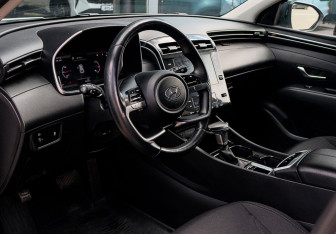 Подержанный автомобиль Hyundai Tucson 2021 года (12 фото)