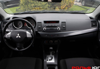Подержанный автомобиль Mitsubishi Lancer Hatchback 2008 года (11 фото)