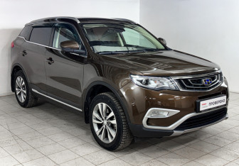 Подержанный автомобиль Geely Atlas 2019 года (3 фото)