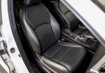 Подержанный автомобиль Infiniti QX50 2018 года (24 фото)