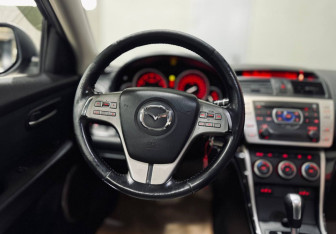 Подержанный автомобиль Mazda 6 Sedan 2008 года (13 фото)