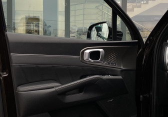 Подержанный автомобиль Kia Sorento 2021 года (23 фото)