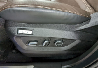 Подержанный автомобиль Chery Tiggo 8 Pro 2022 года (15 фото)