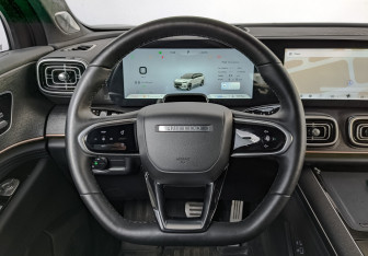 Подержанный автомобиль Jaecoo J8 2024 года (21 фото)