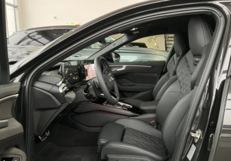 Новый Audi A6 Sedan 2025 (2 фото)