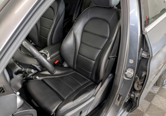 Подержанный автомобиль Mercedes-Benz GLC Coupe 2017 года (20 фото)